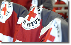 Das Rote Kreuz auf weißem Grund ist weltweit bekannt wie kaum ein anderes Zeichen.
